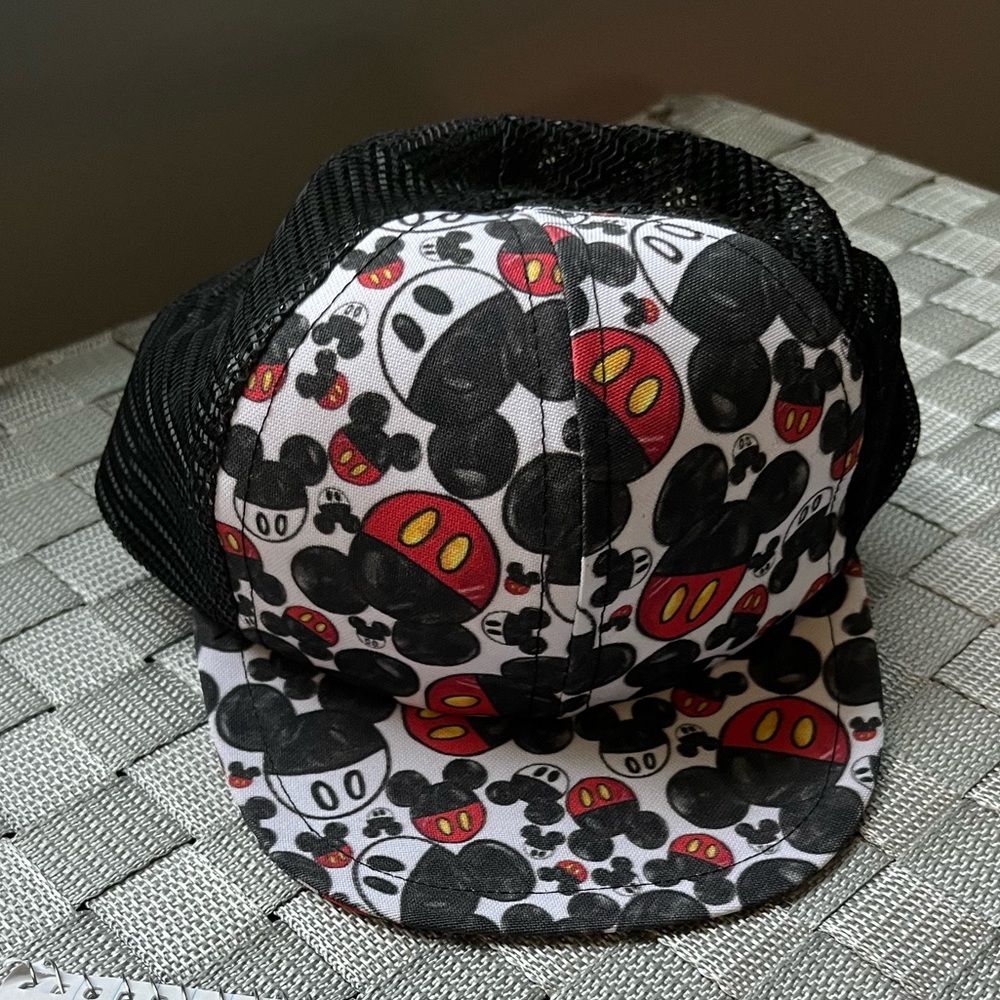 George Hat - trucker hat - Disney